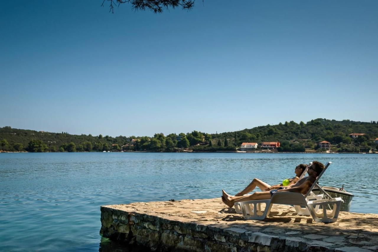 Feel Dugi Otok - Apartment Sofia Luka  Εξωτερικό φωτογραφία